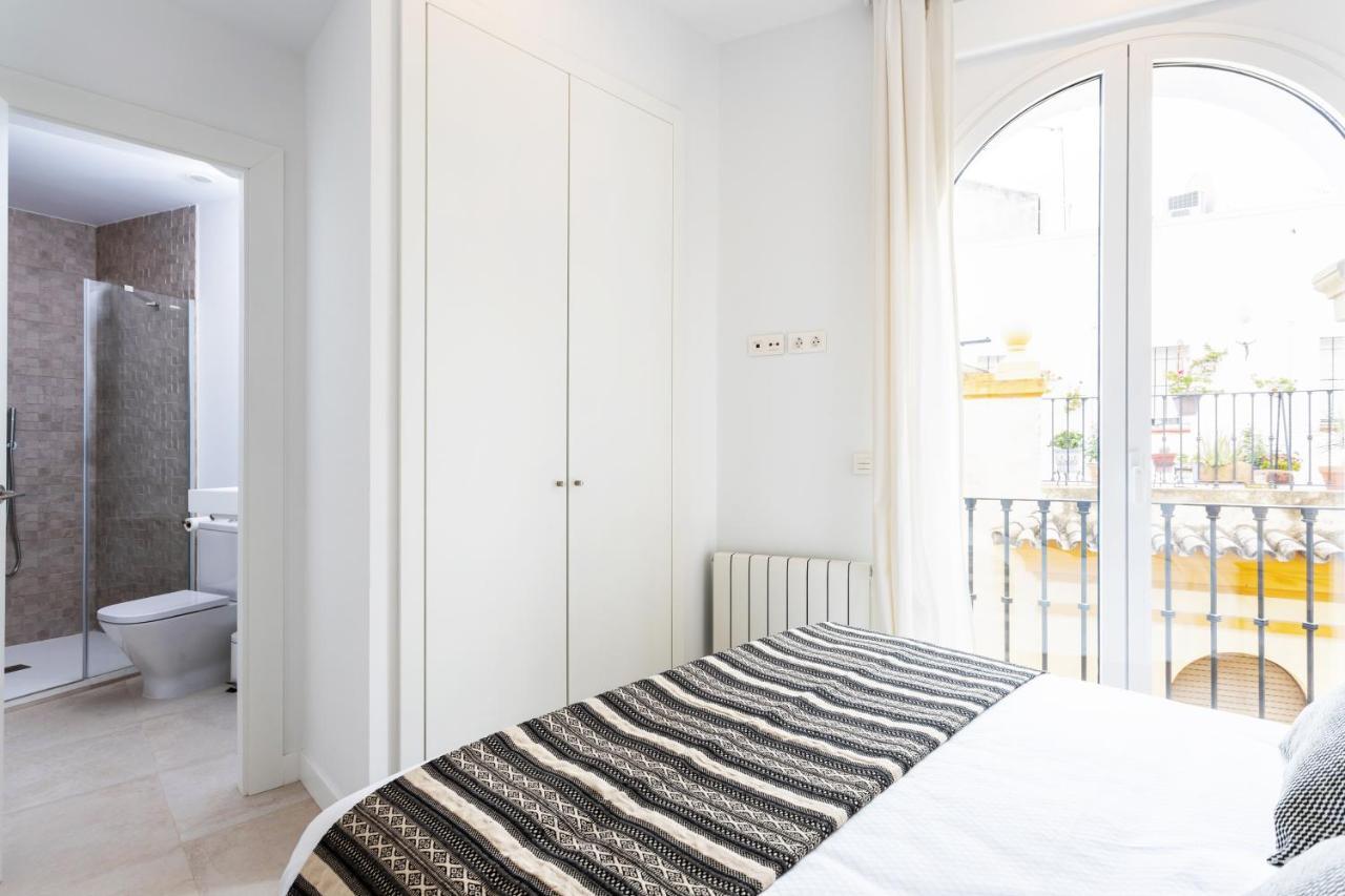 Genteel Home Mateos Gago Sevilla Bagian luar foto
