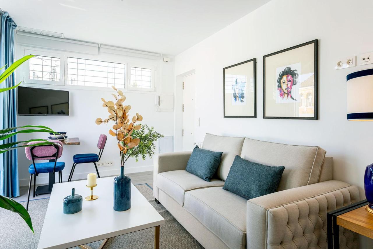 Genteel Home Mateos Gago Sevilla Bagian luar foto